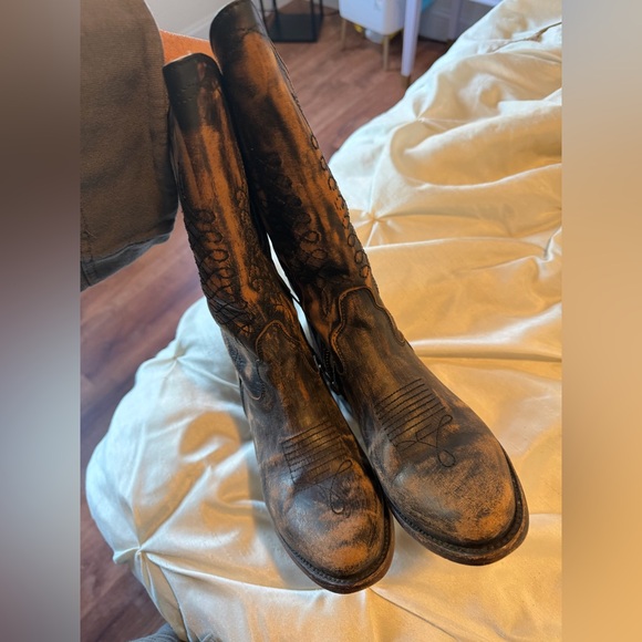 Freebird rustl cowboy distressed boot size 8 EUC - Picture 5 of 11